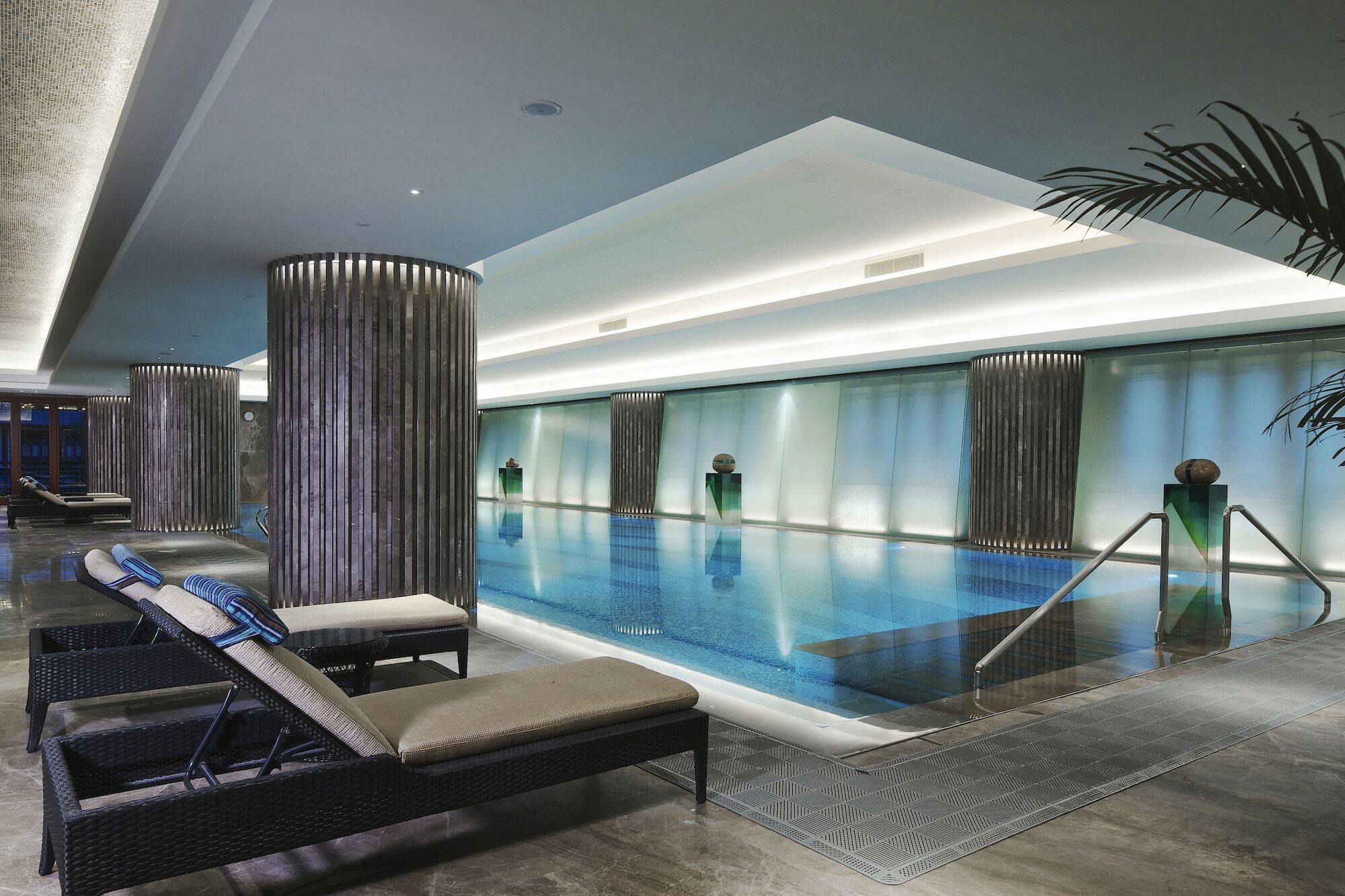 Grand Bay Hotel Beijing Jinpoluo Bagian luar foto