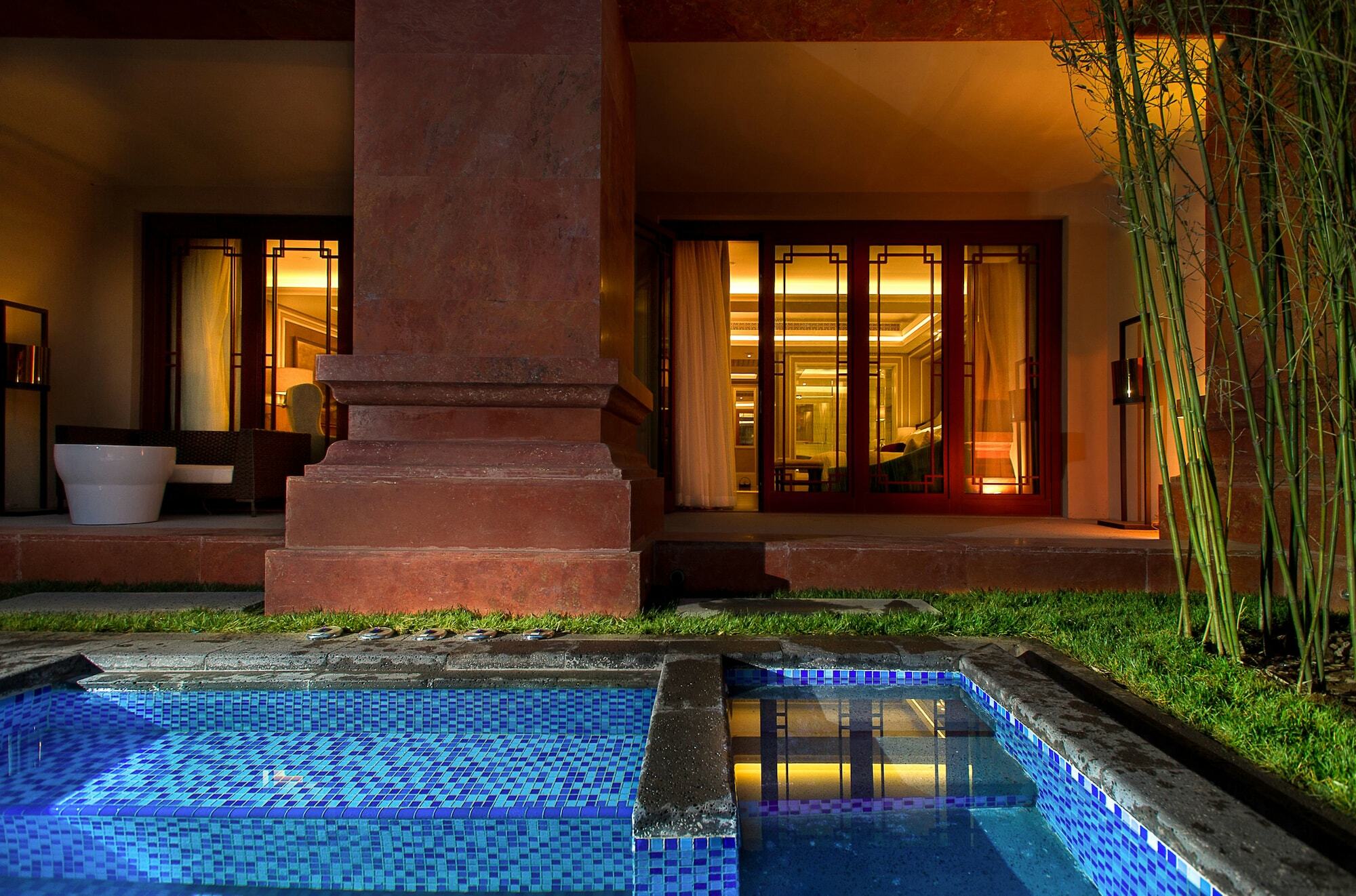Grand Bay Hotel Beijing Jinpoluo Bagian luar foto